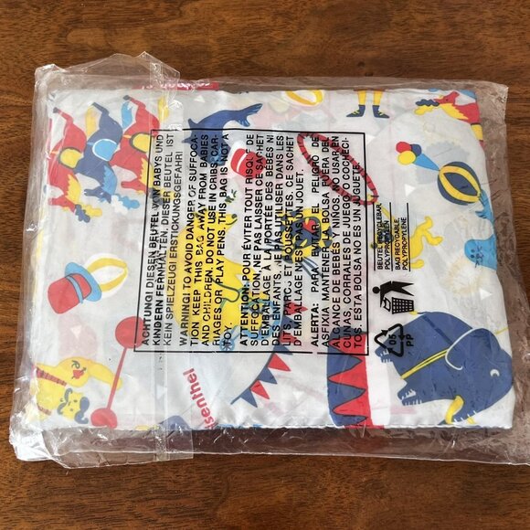 Reisenthel Mini Maxi Poncho M Kids Ages 3-6 Circus Print Child's Cape Repellent - Picture 2 of 5